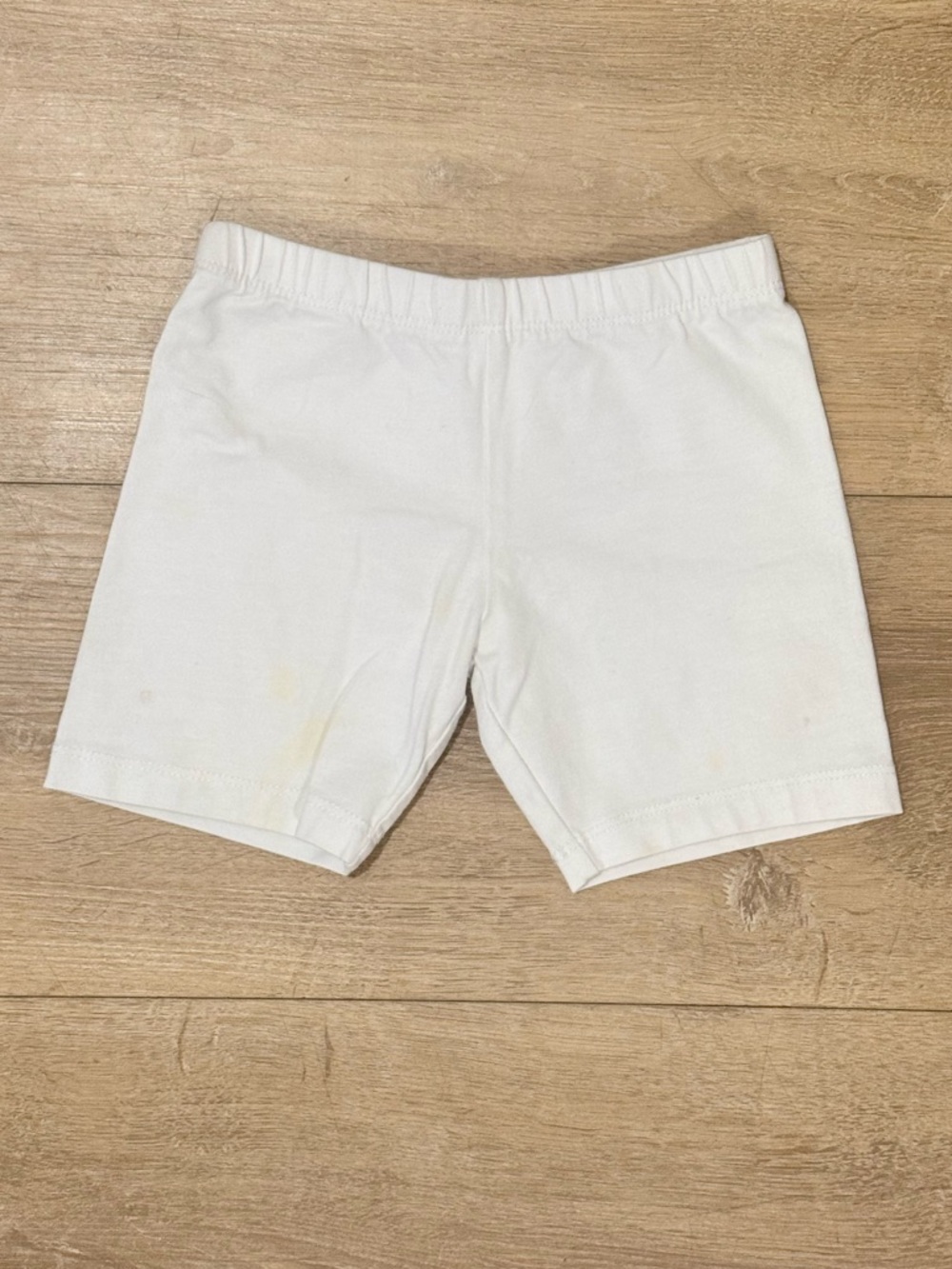 ⭐ 5/$20⭐️ The Children's Place White Shorts 3T - PLAY CONDITION